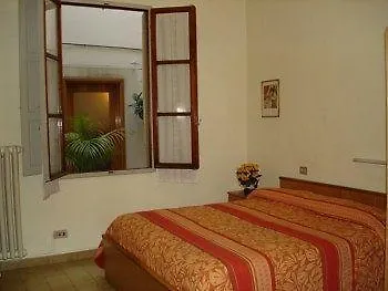 **  Jr Hotels Hermes Firenze Italia
