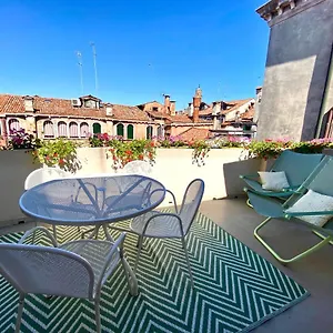 Ca’ Degli Oresi , Venezia Italia