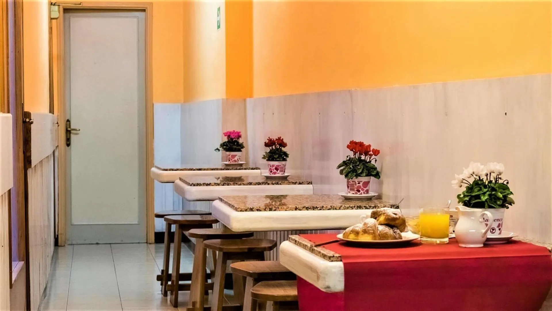 Jr Hotels Hermes Firenze 2*,